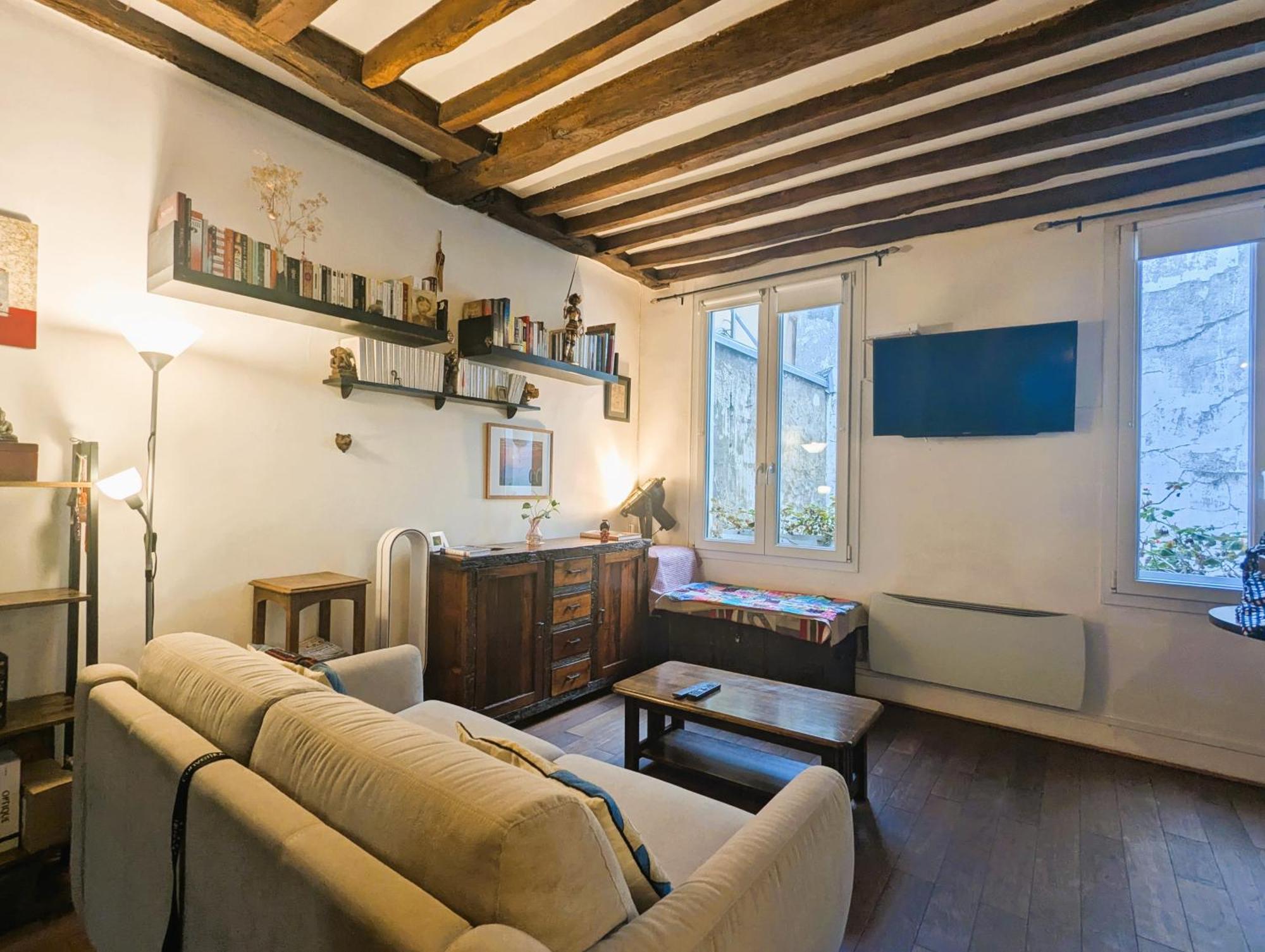 Charming Pied-a-terre - Marais *